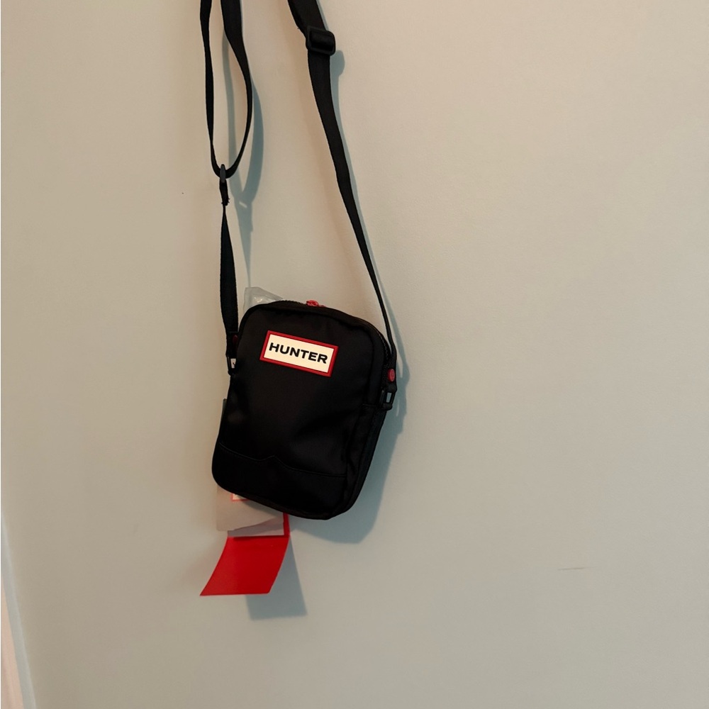 Hunter Black Belt Bag Compact and Durable